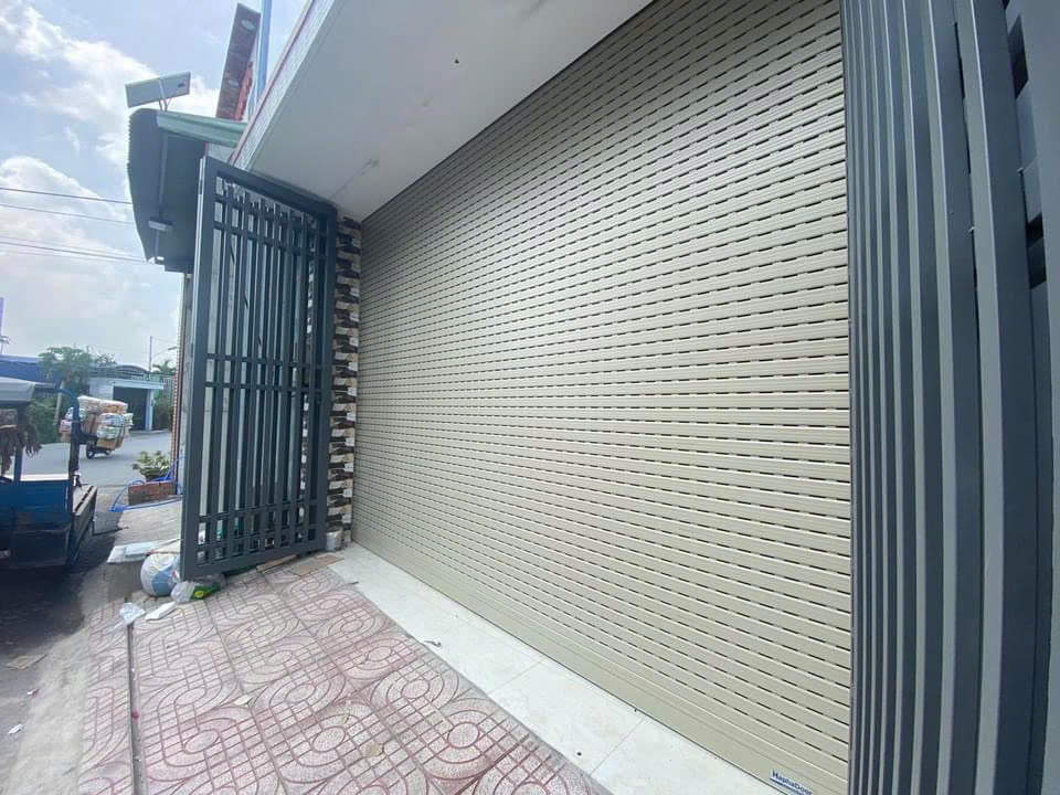 Công trình thi công lắp đặt mới cửa cuốn nhà anh Hưng – Quận Gò Vấp, Hồ Chí Minh