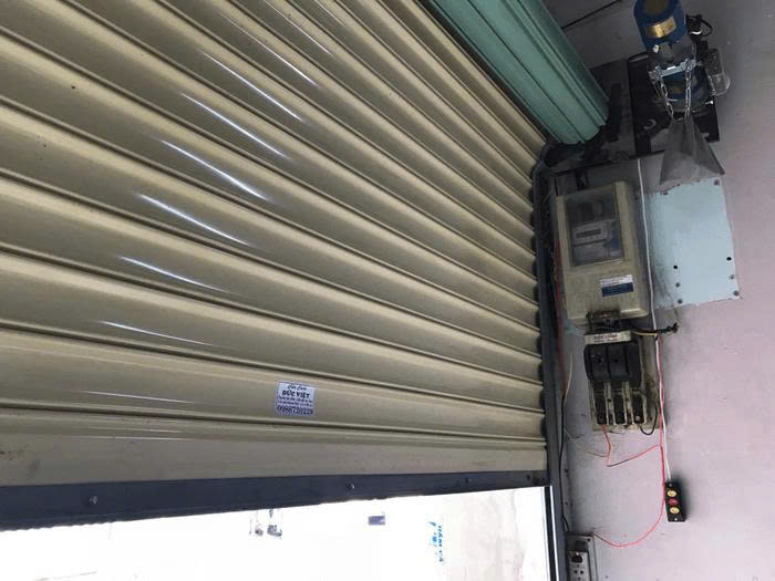 Công trình sửa cửa cuốn nhà bà Sáu, Quận 4, TP.HCM